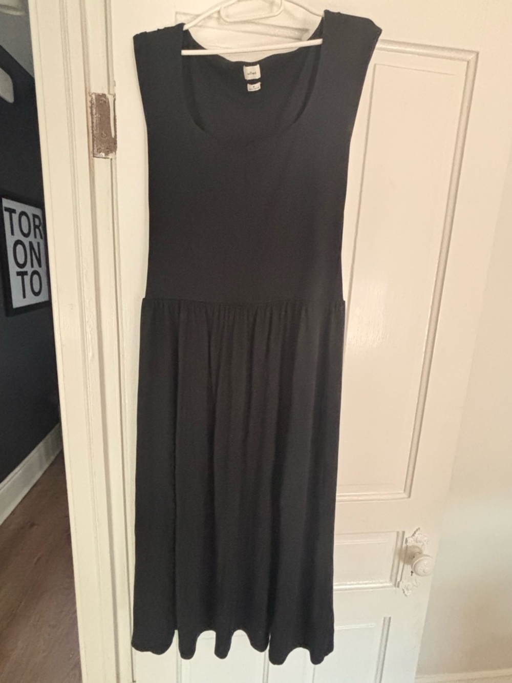 Wilfred Black Sleeveless Midi Dress